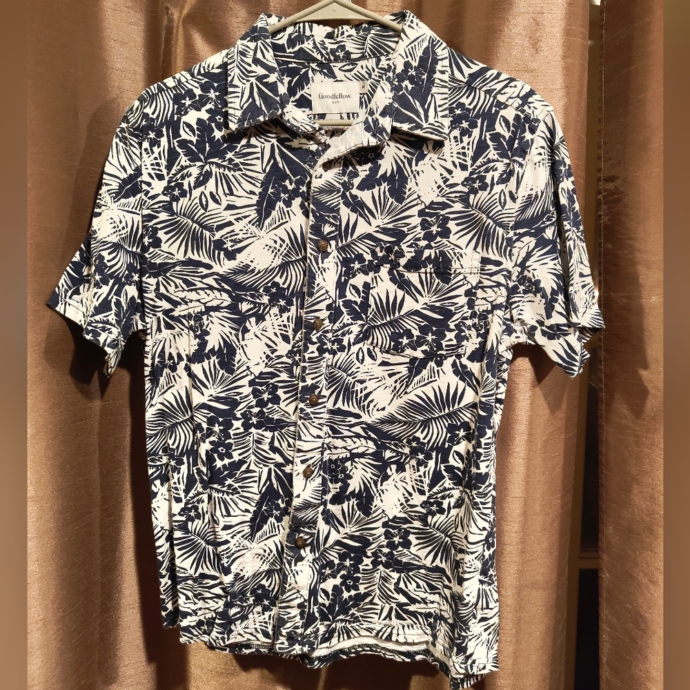 Goodfellow Men's Blue and White Floral Shirt Medium